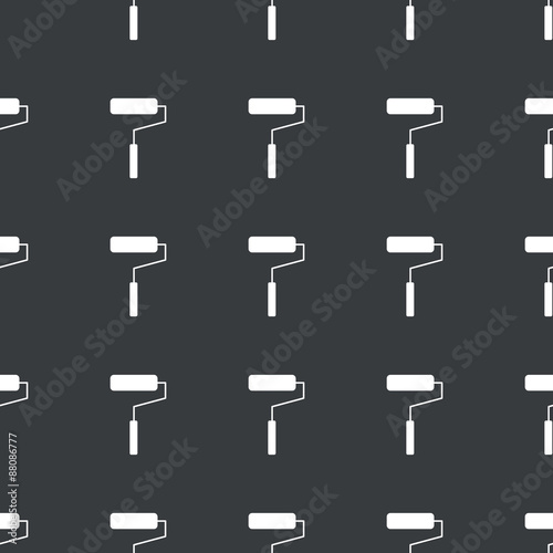 Straight black paint roller pattern