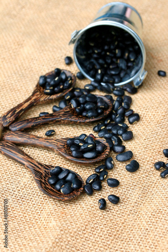 heap black beans