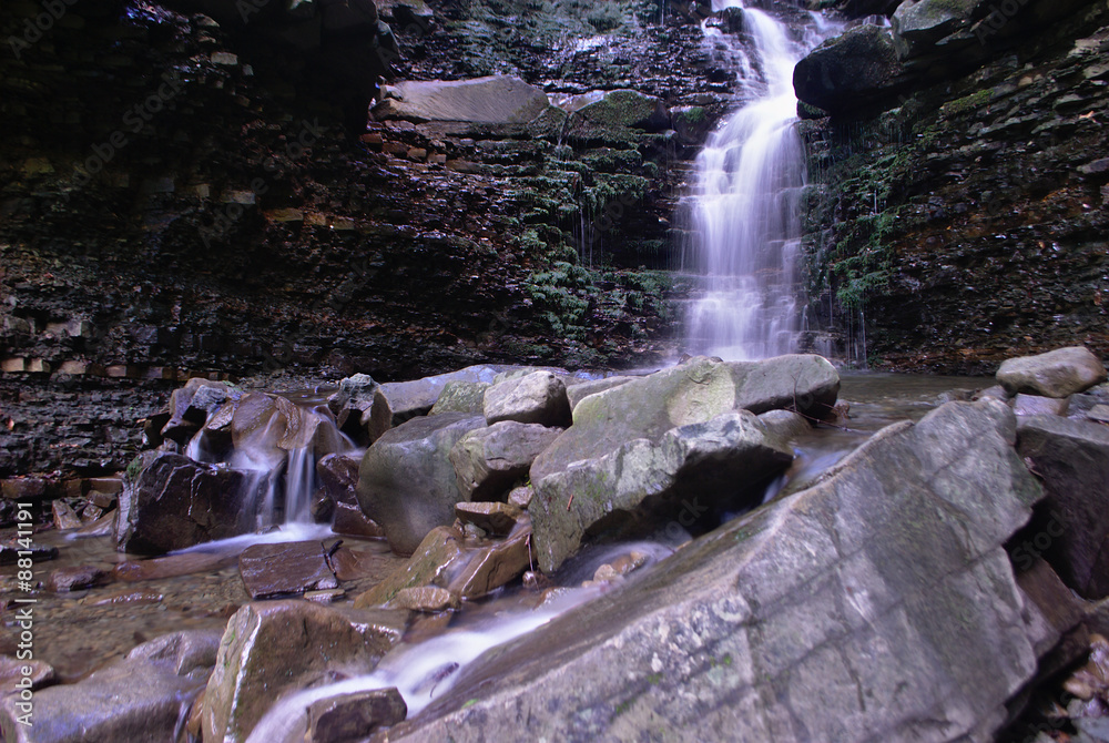 Obraz premium Wodospad, Zawoja 2