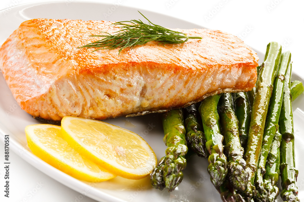 Grilled salmon and asparagus Grilled salmon and asparagus