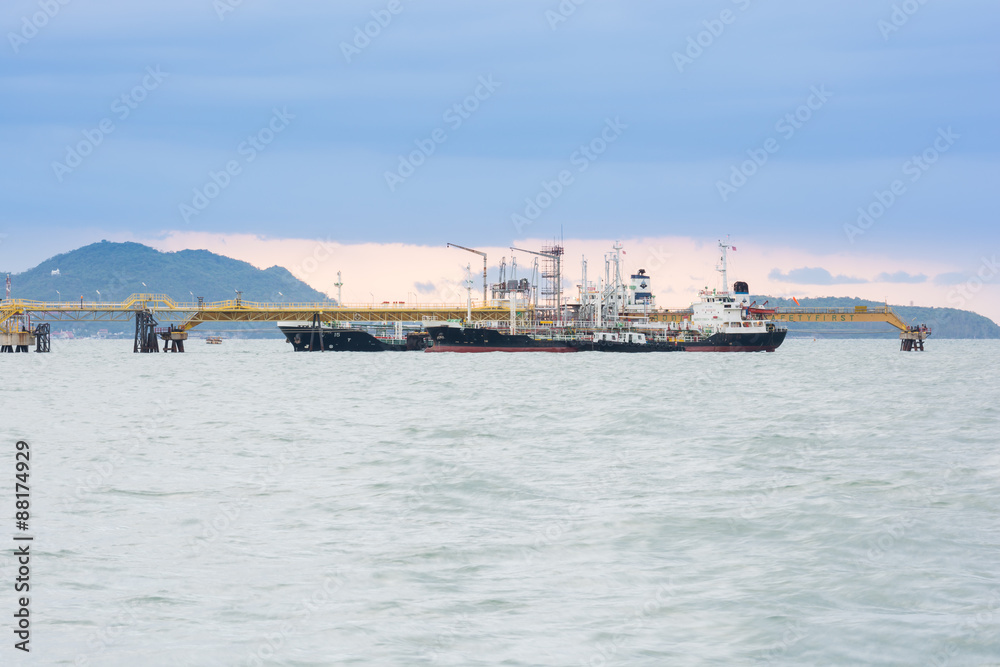 Pier for loading of coal ships