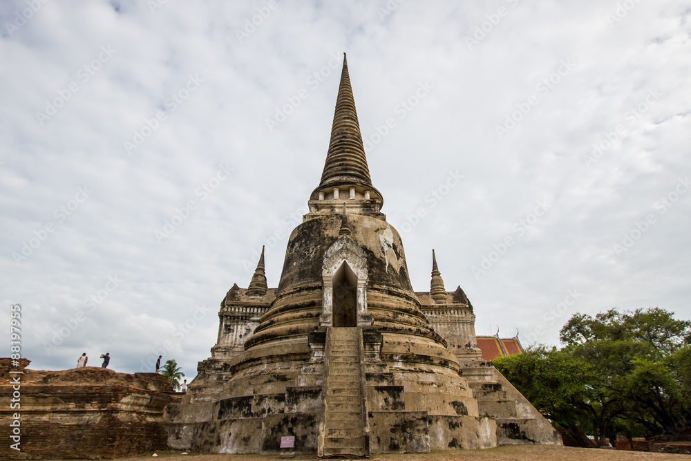 Phrasisanpetch Pagoda