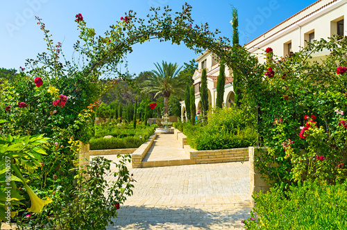 The flower arch photo