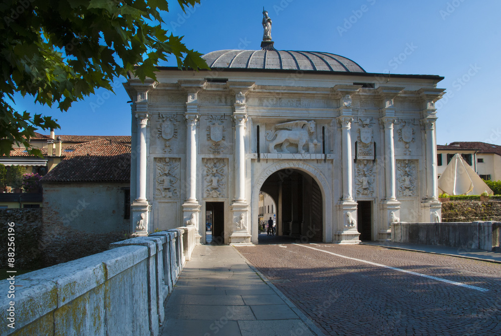 Porta San Tommaso" Immagini - Sfoglia 27 foto, vettoriali e video Stock |  Adobe Stock