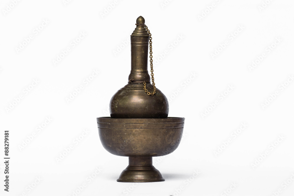 Materials for water is made of brass. For Buddhist Ceremony Materials for water is made of brass. For Buddhist Ceremony