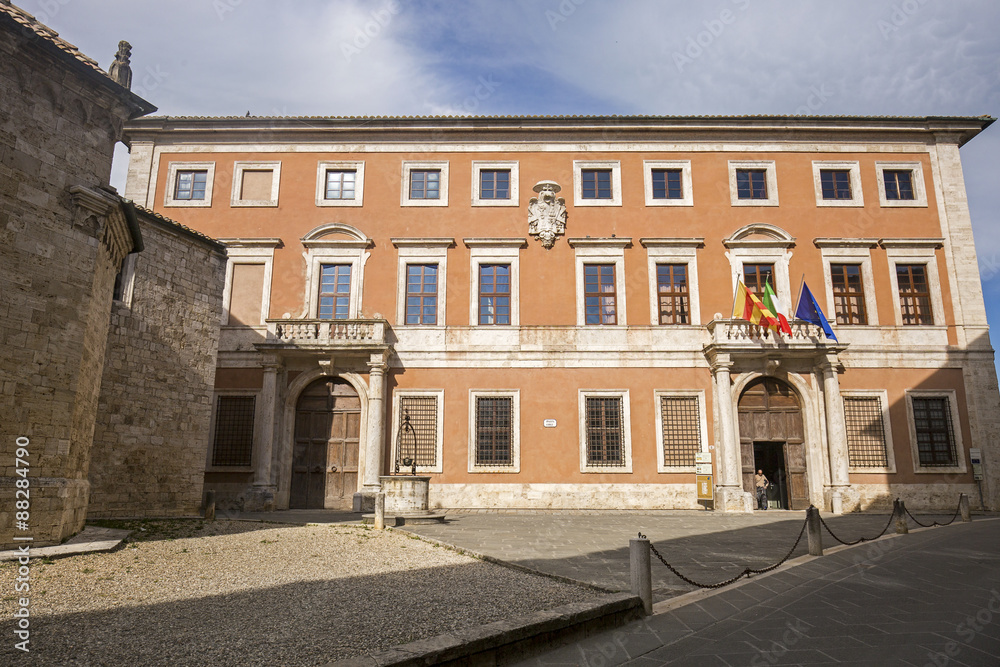 Palazzo Chigi in San quirico d'Orcia