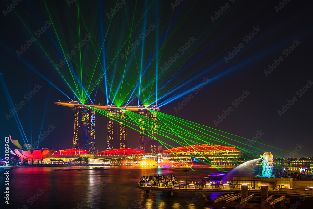 Naklejka premium Laser show on marinabay sands , Singapore