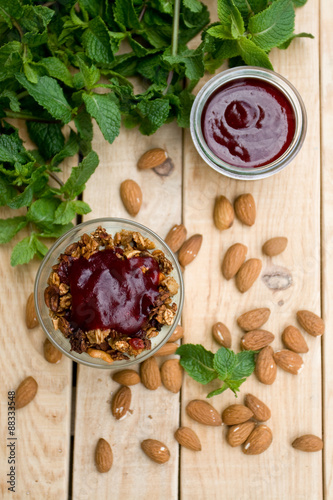 A useful and healthy granola mint mousse and berry jam