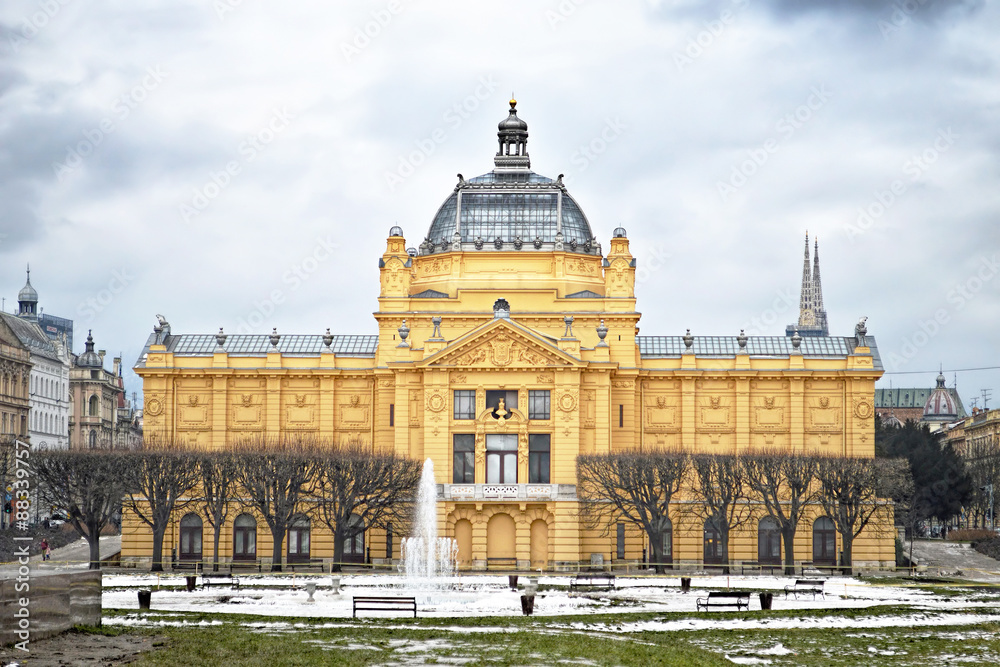 Obraz premium The Art pavilion in Zagreb, Croatia
