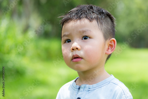 Photos Little kid looking up