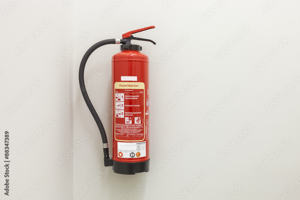 Obraz premium Feuerlöscher Sicherheit 