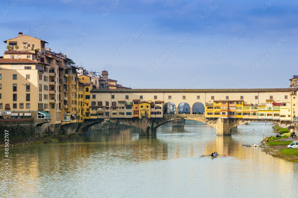 Ponte Vecchio and River Arno, Florence (Firenze), Tuscany Ponte Vecchio and River Arno, Florence (Firenze), Tuscany