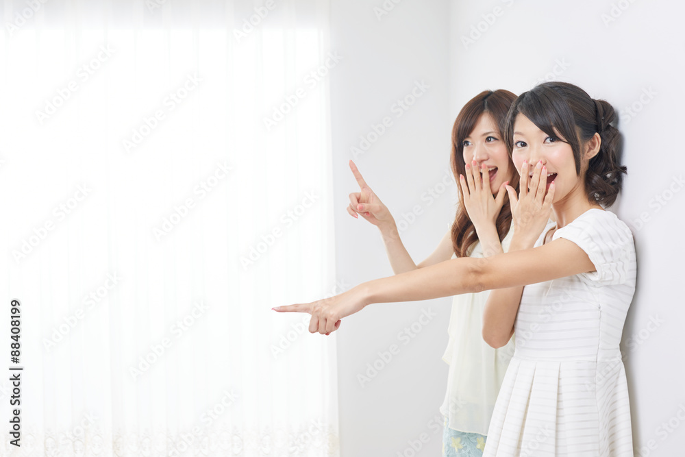 爽やかな女性二人 Stock Photo Adobe Stock
