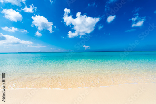 Fototapeta Naklejka Na Ścianę i Meble -  Beautiful sea and the white beach, Okinawa, Japan