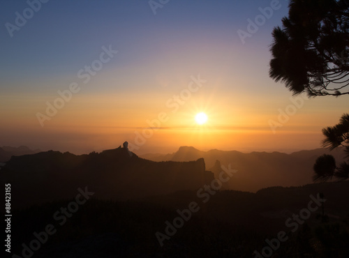 amazing sunset over Roque Nublo