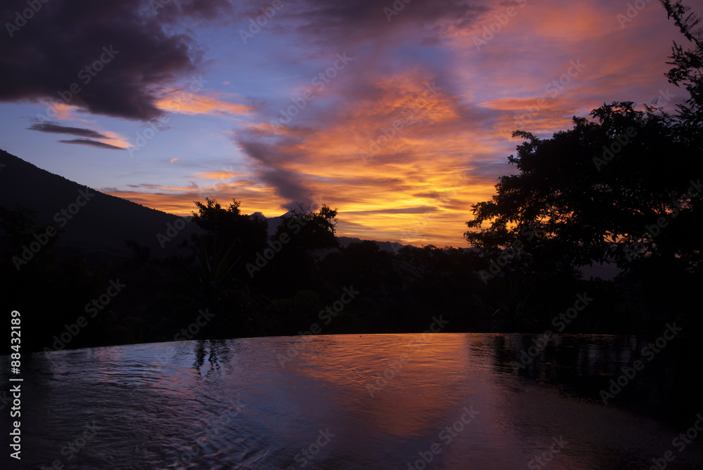 Fototapeta premium pool, swimming, night, resort, tropical, sunset, paradise, pools, sky, water, travel, vacation, sunrise, luxurious, beautiful, outdoor, summer, tree, Guatemala