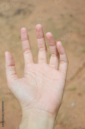 Hand beg © maspartame