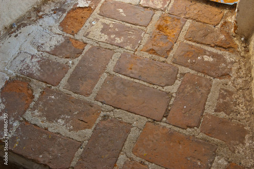 Wallpaper Mural Старинная кирпичная кладка пола Верхотурского Кремля. Фон, текстура. Ancient masonry floor Verkhoturye Kremlin. The background texture . Torontodigital.ca