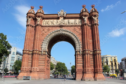 Der mächtige Arc der Triomf (Triumphbogen) in Barcelona © rbkelle
