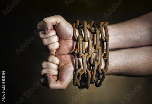 Chained photo