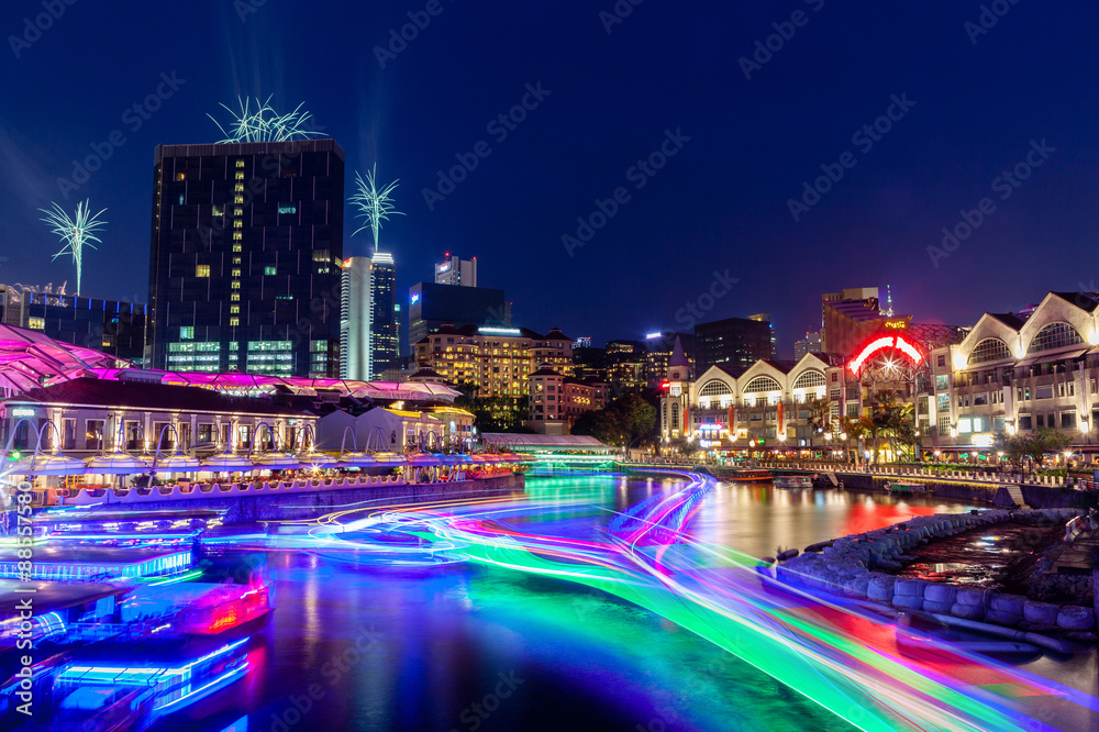 Obraz premium Singapore Landmark: Clarke Quay on Singapore River at Night