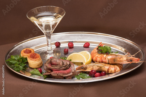 Grilled shrimps and beef meat
