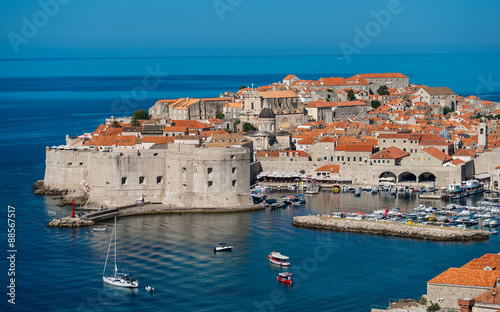 Fototapeta Naklejka Na Ścianę i Meble -  Dubrovnik am Adria, Kroatien