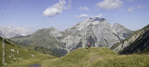 Wanderung zur Lamsenjochh  tte im Karwendelgebirge