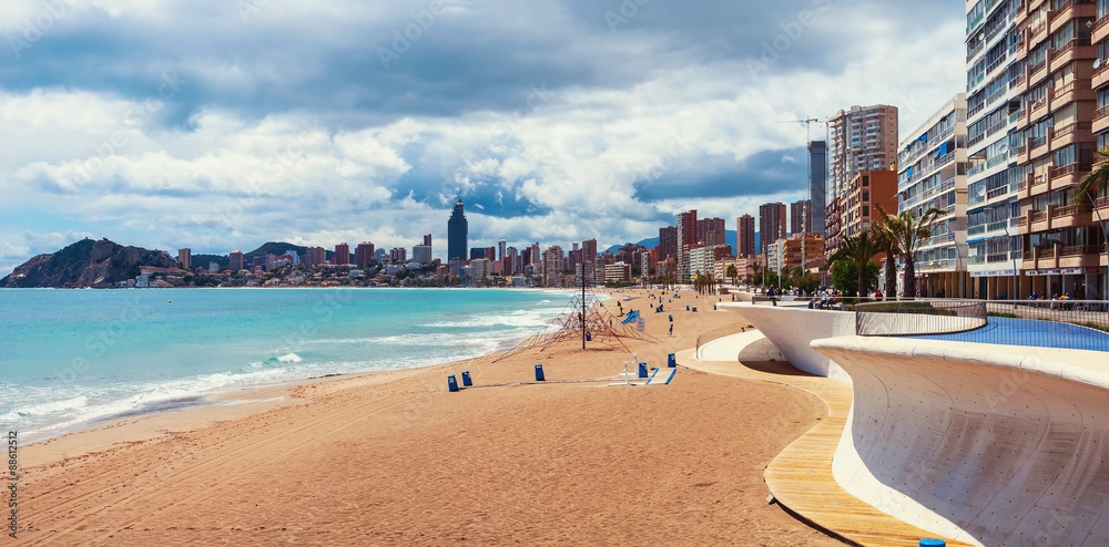 Obraz premium Beach in Benidrom, Costa Blanca, Spain in spring