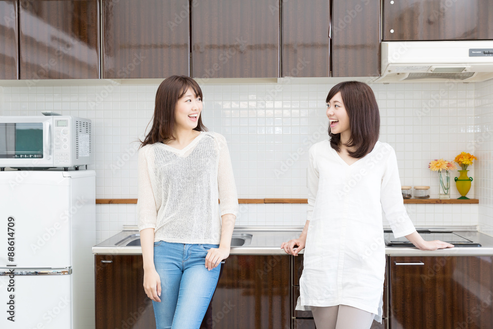 young asian women kitchen image young asian women kitchen image