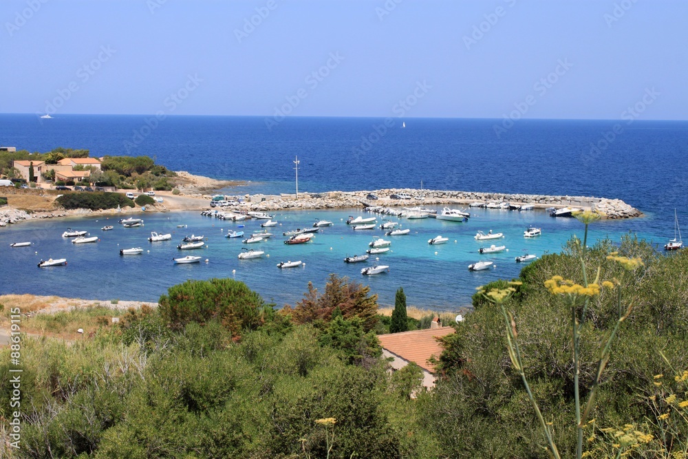 Port de San-Damiano à Algajola ( Hte-Corse )
