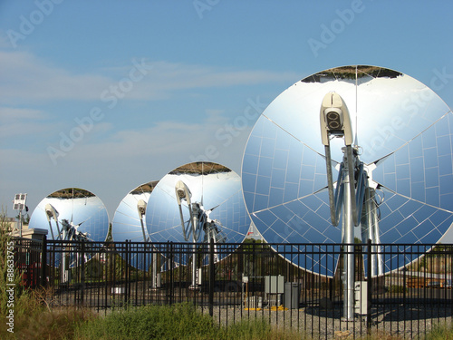 parabolic dish solar collector photo