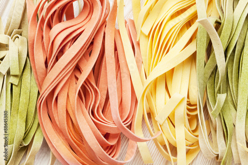 Obraz na plátně Colorful italian pasta