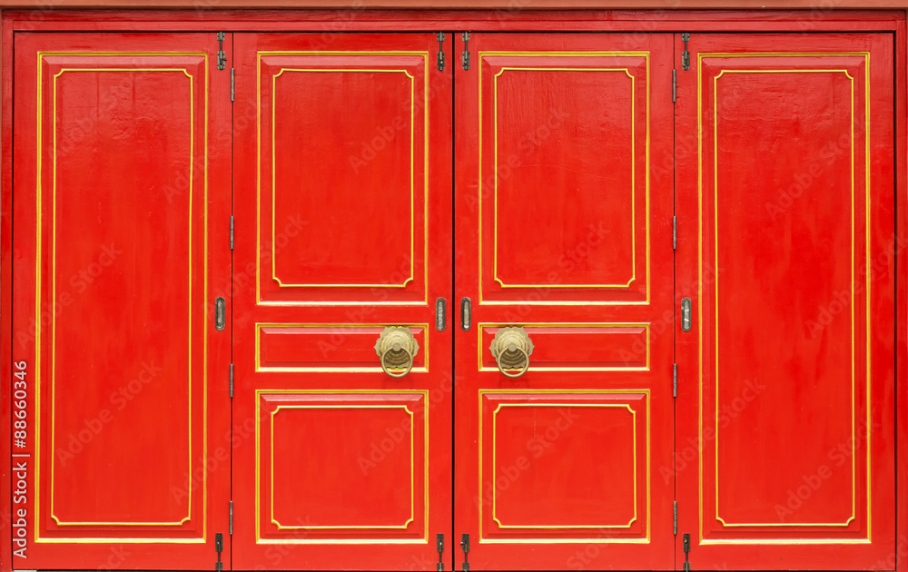 Fototapeta premium Traditional Chinese door in Chinese temple.