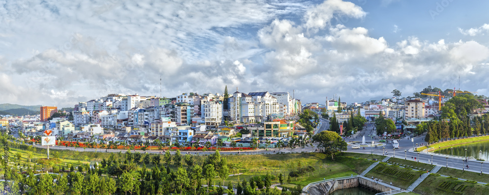 Dalat City welcomes new date for the city shines rays fog was awoken welcome tourists to this resort in the summer day