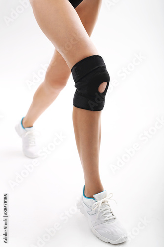 Anatomiczna orteza stawu kolanowego