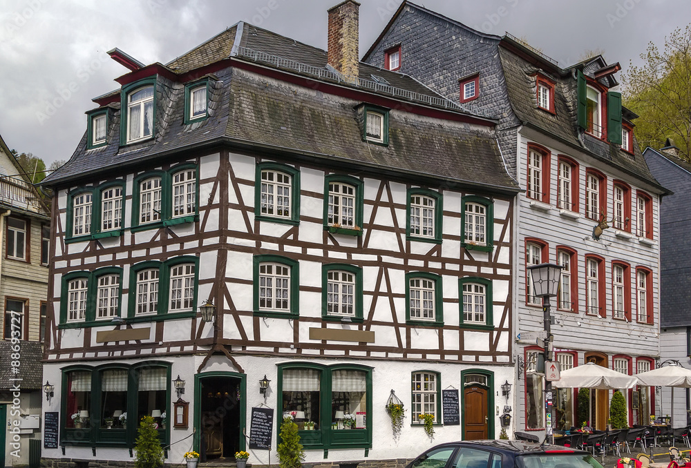 Obraz premium historic houses in Monschau, Germany
