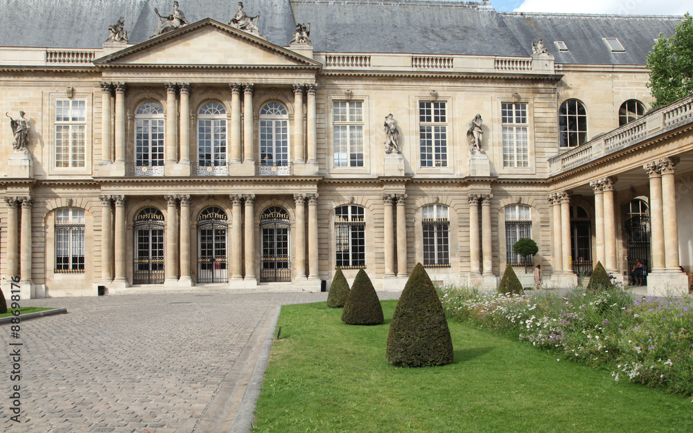 Naklejka premium Hôtel de Soubise Archives nationales à Paris