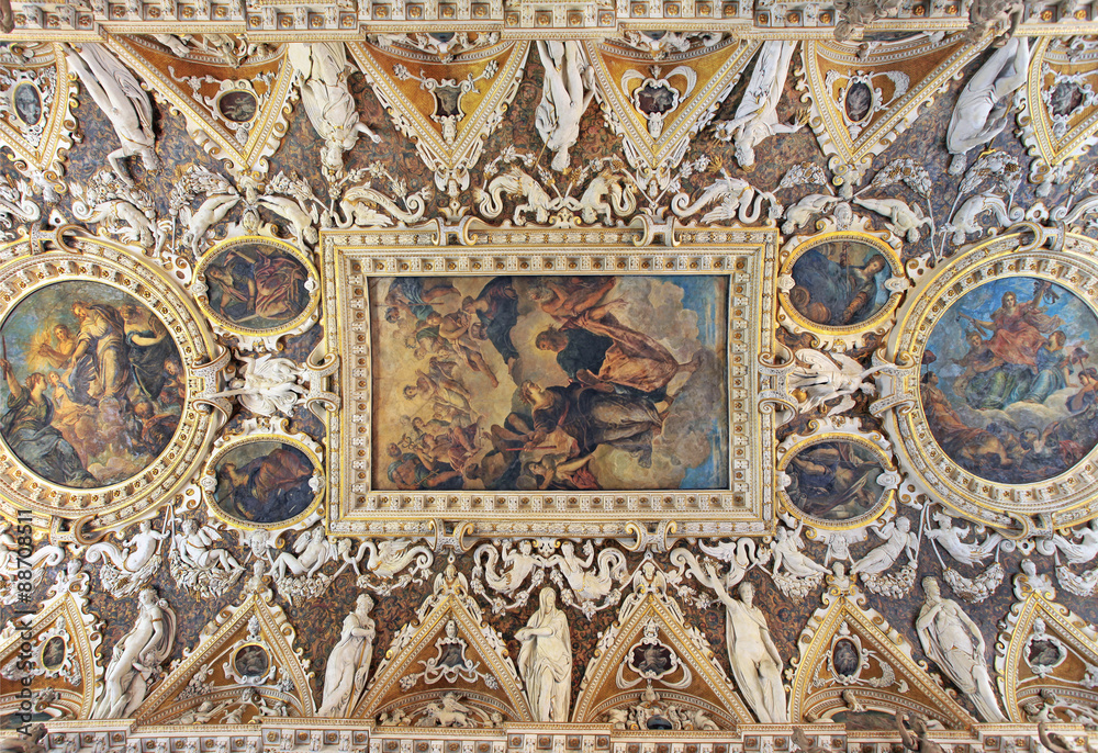  The Four Doors Room, a magnificent and detailed coffered ceiling with intricate stucco work in Doge Palace.