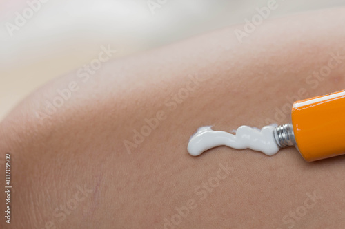 Topical analgesic