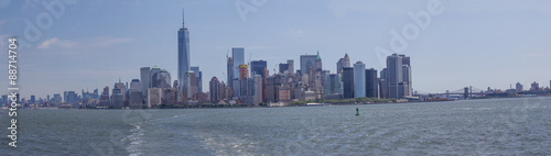 Panoramic View Hudson River and New York City Skyline © pixs:sell