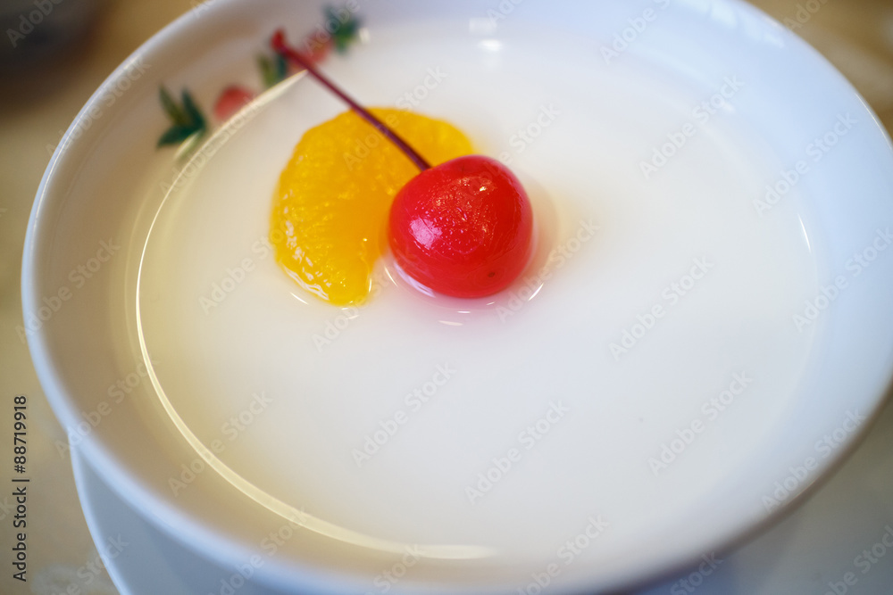杏仁豆腐 杏仁豆腐