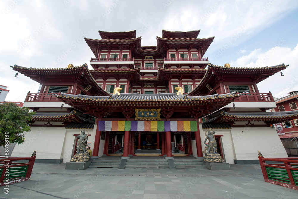 Buddha Tooth Relic Temple in Chinatown in Singapore Buddha Tooth Relic Temple in Chinatown in Singapore
