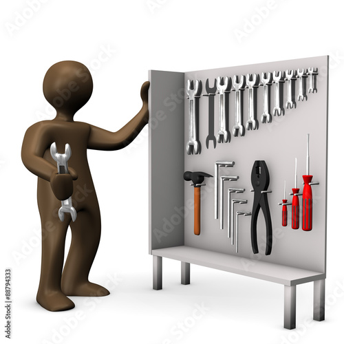 Werkzeugschrank, braunes Männchen mit einem Schraubenschlüssel