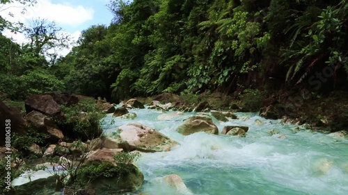 der Fluss Rio Celeste in Costa Rica photo