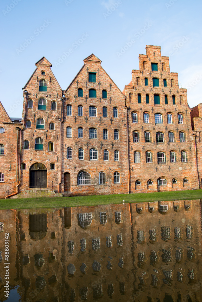 Salzspeicher, historische Lagerhäuser, in Lübeck, Deutschland