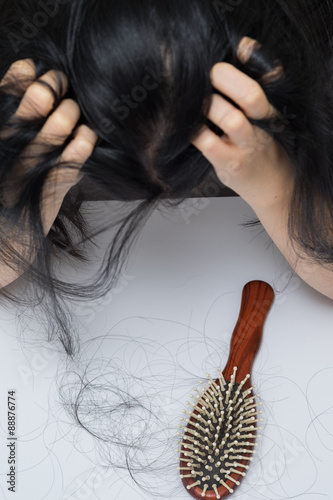 woman hair loss problem