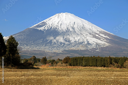 Beautiful view of Mt. Fuji, Japan © Cristian Andriana