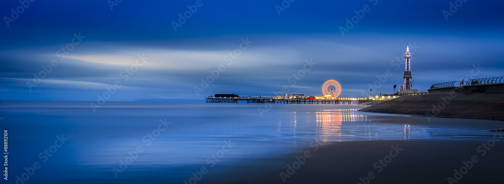 Obraz premium Blackpool at night