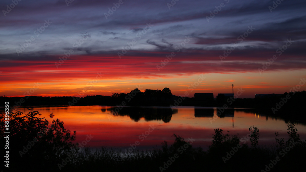 Lake Sunset, New Richmond, Wisconsin, USA